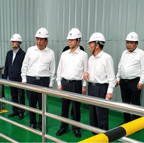 原河南省委副書記、省長陳潤兒到公司參觀指導(dǎo)