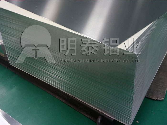 機(jī)箱機(jī)柜用5052鋁板多少錢一噸，明泰優(yōu)惠報(bào)價(jià)分析